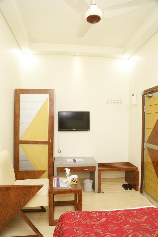 The Grand Regency Hotel Bahawalpur Exterior photo